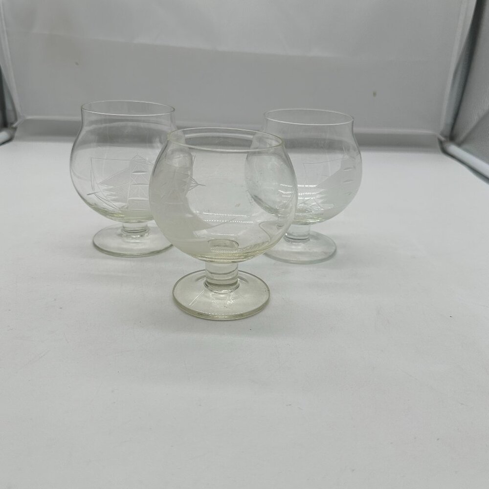 Vintage Lot of 3 Toscany Clipper Brandy Glasses Drinkware Boats